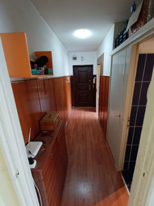 Apartament 2 camere semidecomandat