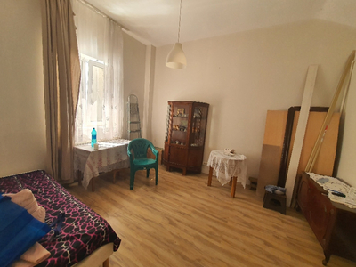 Apartament 2 camere situat în zona Democratiei