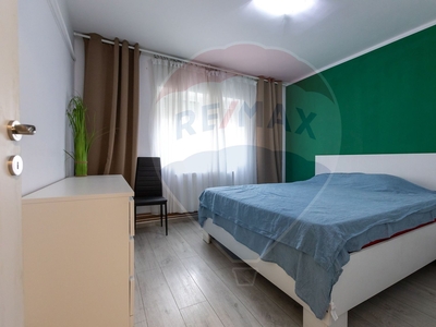 Apartament 2 camere vanzare in bloc de apartamente Bacau, Nord