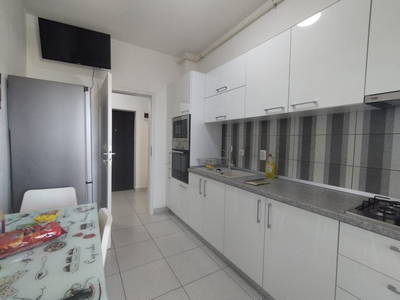 Apartament 2 camere|mobilat si utilat|foarte spatios cu balcon