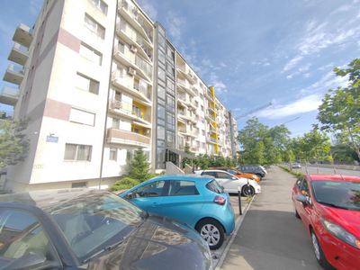 Apartament 3 cam Titan Nicolae Grigorescu Bloc 2015