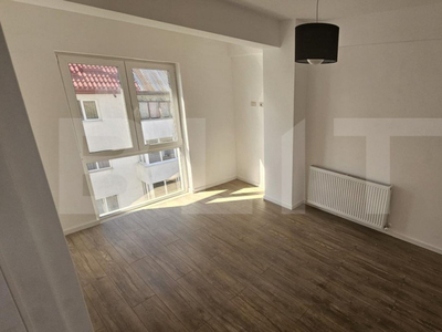 Apartament 3 camere