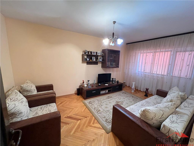 Apartament 3 camere