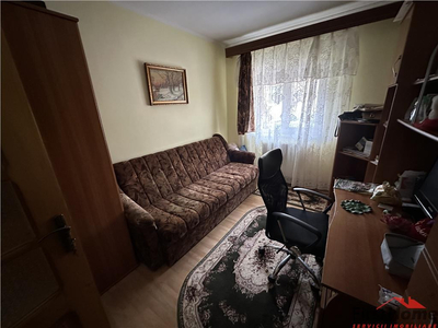 Apartament 3 camere