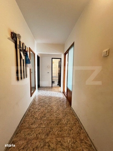 Apartament 4 camere în zona PIATA FLORA