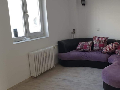 Apartament 3 camere decomandat - Capitol - 145.000 euro (Cod E2)