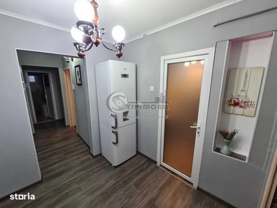 Vand apartament cu 2 camere zona Piata Garii