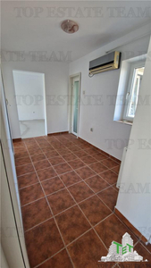 APARTAMENT 3 CAMERE decomandat in zona linistita