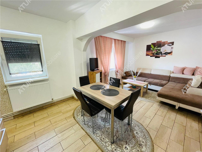 Apartament 3 camere decomandate etaj intermediar zona Turnis