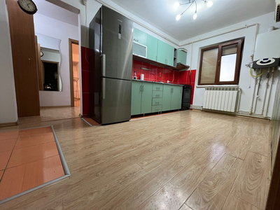 Apartament 3 camere -et 4 cu pod 63.000 EURO