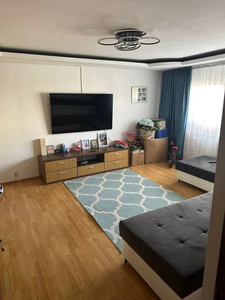 Apartament 3 Camere -Hol H- 13 Septembrie-Liceul Odobleja