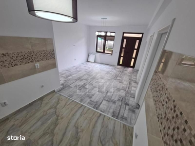 Apartament 3 camere în zona SEMICENTRALA