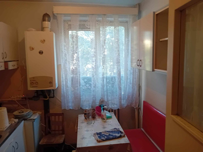 Apartament 3 Camere ultracentral Muzeul de istorie 60mp etaj2 centrala