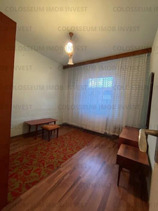 Apartament 3 camere - zona Astra.