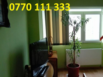 Apartament 3 camere zona Calarasilor