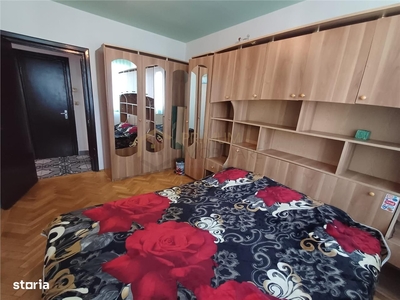 Vanzare apartament 4 camere Doamna Ghica - cu CT, renovat integral