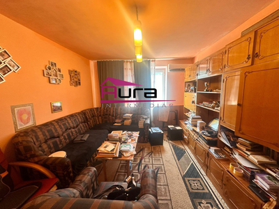 Apartament 3 camere zona Isaccei