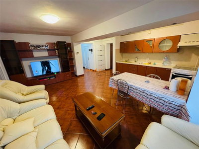 Apartament 4 camere