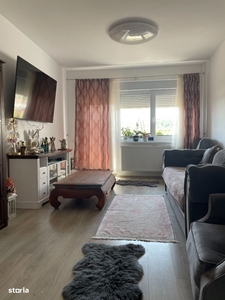 Apartament 4 camere cu GARAJ