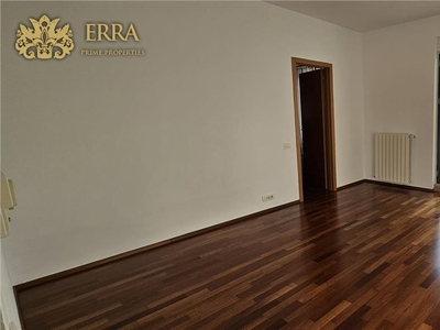 Apartament 4 camere de inchiriat BUCURESTI - Bucuresti