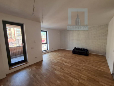 Apartament 4 camere pe doua nivele - zona Brașovul Vechi