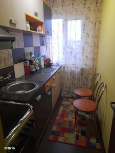 Dambu Pietros - Vanzare apartament 2 camere - Str. Petru Dobra