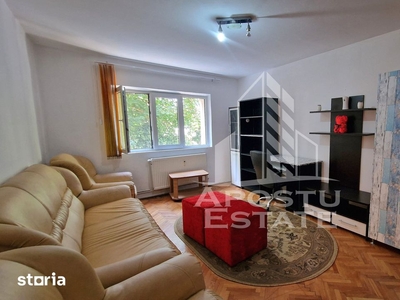 Vand apartament 3 camere