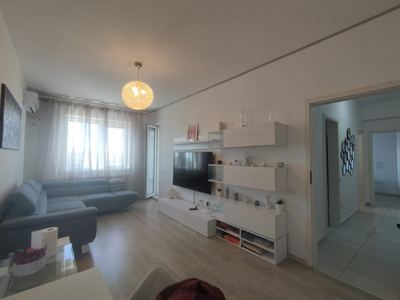 Apartament cu 2 camere | loc de parcare | mobilat si utilat complet