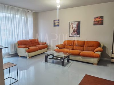 Apartament cu 2 camere si loc de parcare in Floresti!