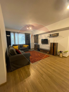 Apartament cu 3 camere de vânzare în zona Arcul de Triumf