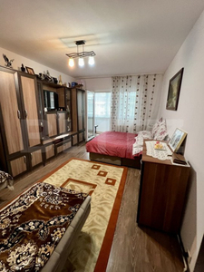 Apartament cu 3 camere