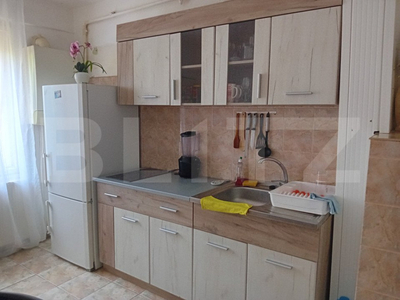 Apartament cu 3 camere