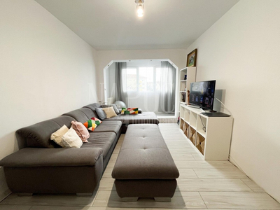 Apartament cu 3 camere nou renovat Parc Olosig Oradea!