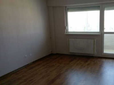 Apartament cu 4 camere in Mazepa 2