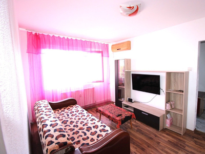 Apartament cu 4 camere in Micro 39A