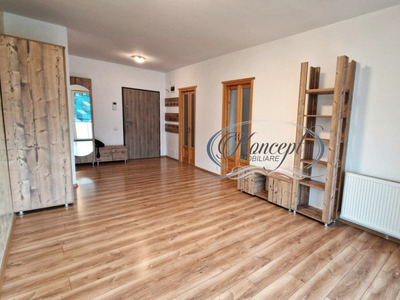 Apartament cu parcare