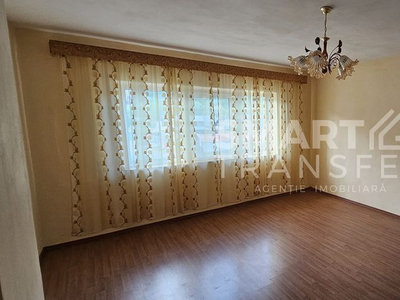 Apartament de 2 camere decomandat!