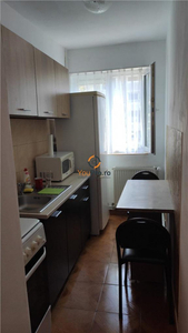 Apartament de Etaj 3 Zona Judetean