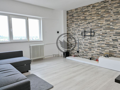 Apartament de vanzare 85 mp| Renovat | Central