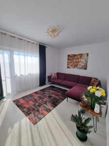 Apartament decomandat cu 3 camere|pozitie excelenta