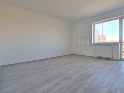 Apartament generos cu 3 camere