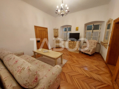 Apartament la casa de vanzare 56 mpu 2 camere parter Centrul