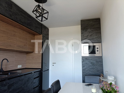 Apartament modern 3 camere 87 mp utili 2 balcoane lift parca