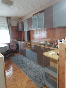 Apartament de 2 camere spațios de 62mp