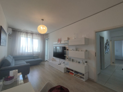 Apartament superb cu 2 camere|balcon|finisaje si mobila calitative