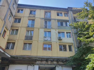 Apartament ultracentral în Piața Victoriei