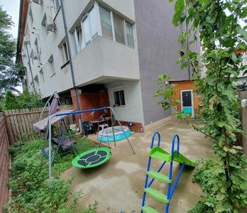 Casă la bloc Apartament 2 camere + curte + terasă +parcare Oituz