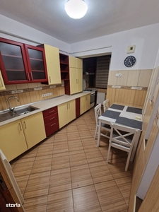 Vanzari Apartamente 3 camere SEMICENTRAL DOROBANTI