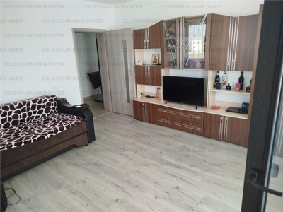 COLOSSEUM: Apartament 2 Camere Florilor Ghimbav..