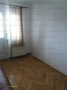 COLOSSEUM: Apartament 3 camere 2 Bai Cerna